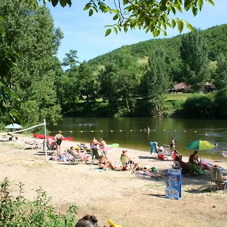 Feriehus House With 2 Bedrooms In Puy Leveque With Shared Pool Enclosed Garden And Wifi